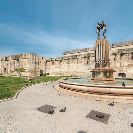 1 Bedroom Awesome Apartment In Lecce Le Exterior foto