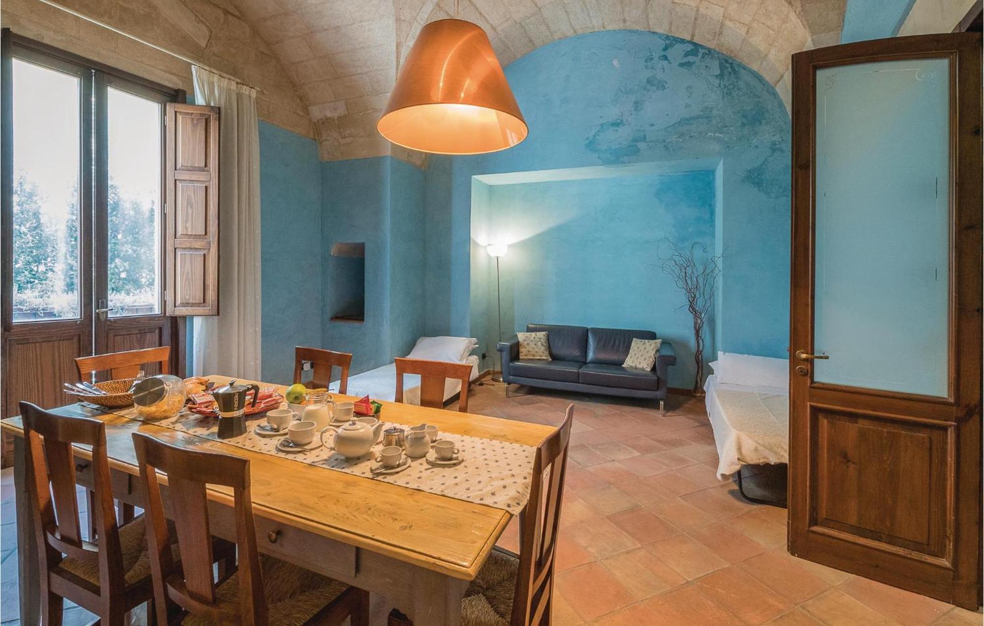 1 Bedroom Awesome Apartment In Lecce Le Exterior foto